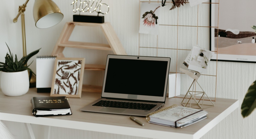 Felmérés: alapelvárás lett a rugalmas munkaidő, sok dolgozót zavarják a munkahelyi informatika hiányosságai