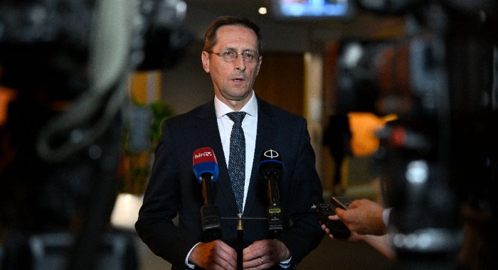 EU-elnökség - Varga Mihály: a versenyképesség javítása a magyar elnökségi program sarokköve