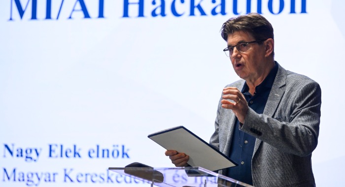 MKIK-elnök: a tudásalapú kamarának fontos eszköze a mesterséges intelligencia