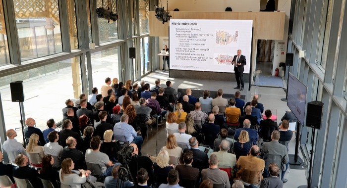 „Most kell felkészülni a jövő háborújára Magyarországon is”