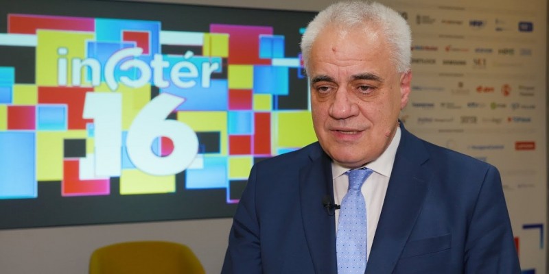 Jövőnk az adattérben