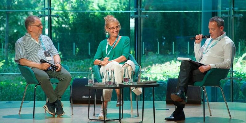 Adatvezérelt társadalom. Vélemény- és társadalomkutatás tegnap és holnap – panelbeszélgetés