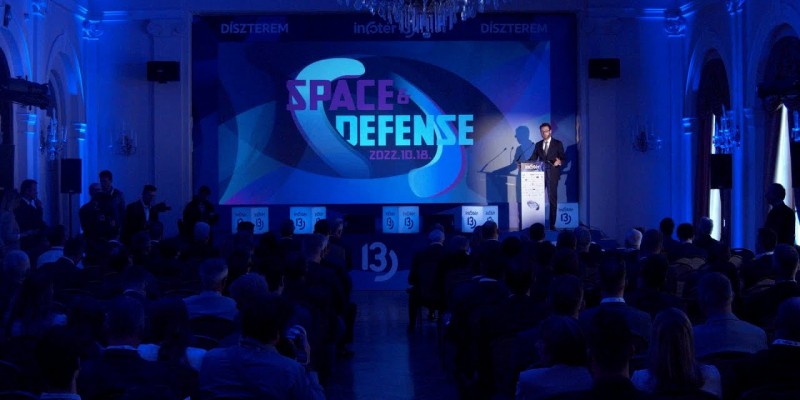 Emmanuel Terrasse előadása a 13. Infotér Konferencián